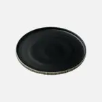 Plato High Nara Relieve Bicolor Blanco Negro 21 Cm.
