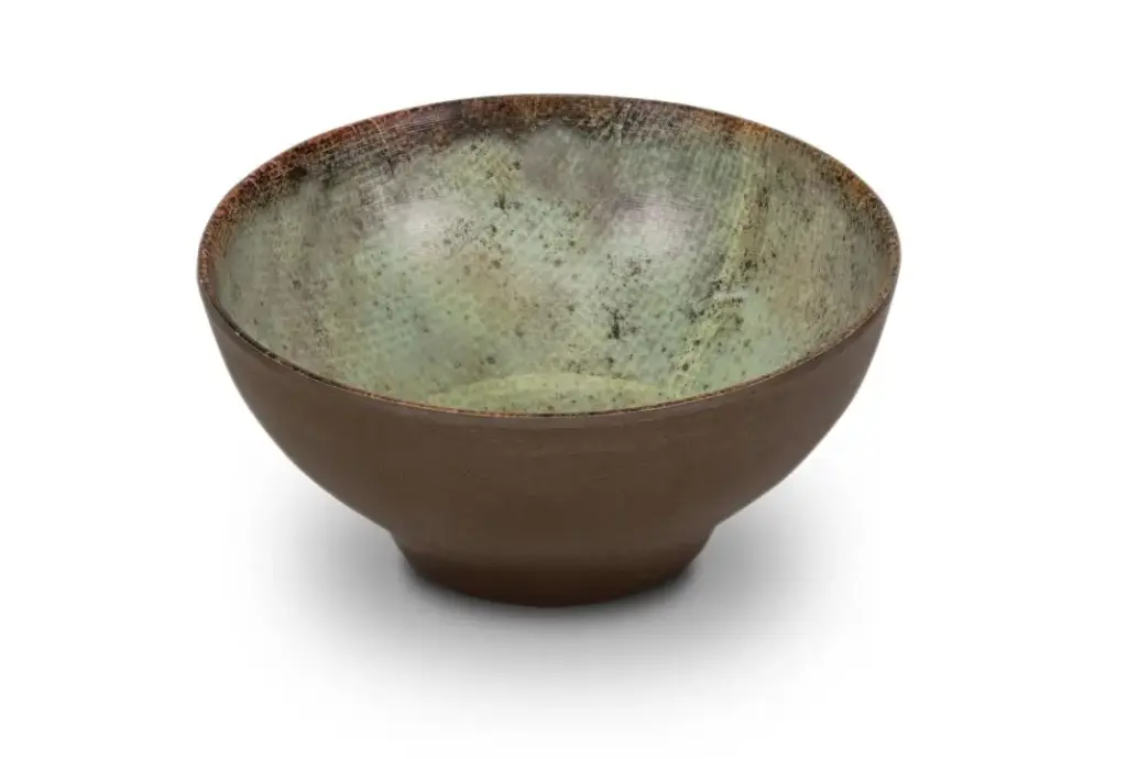 Bol. 16,5 Cm. Linen