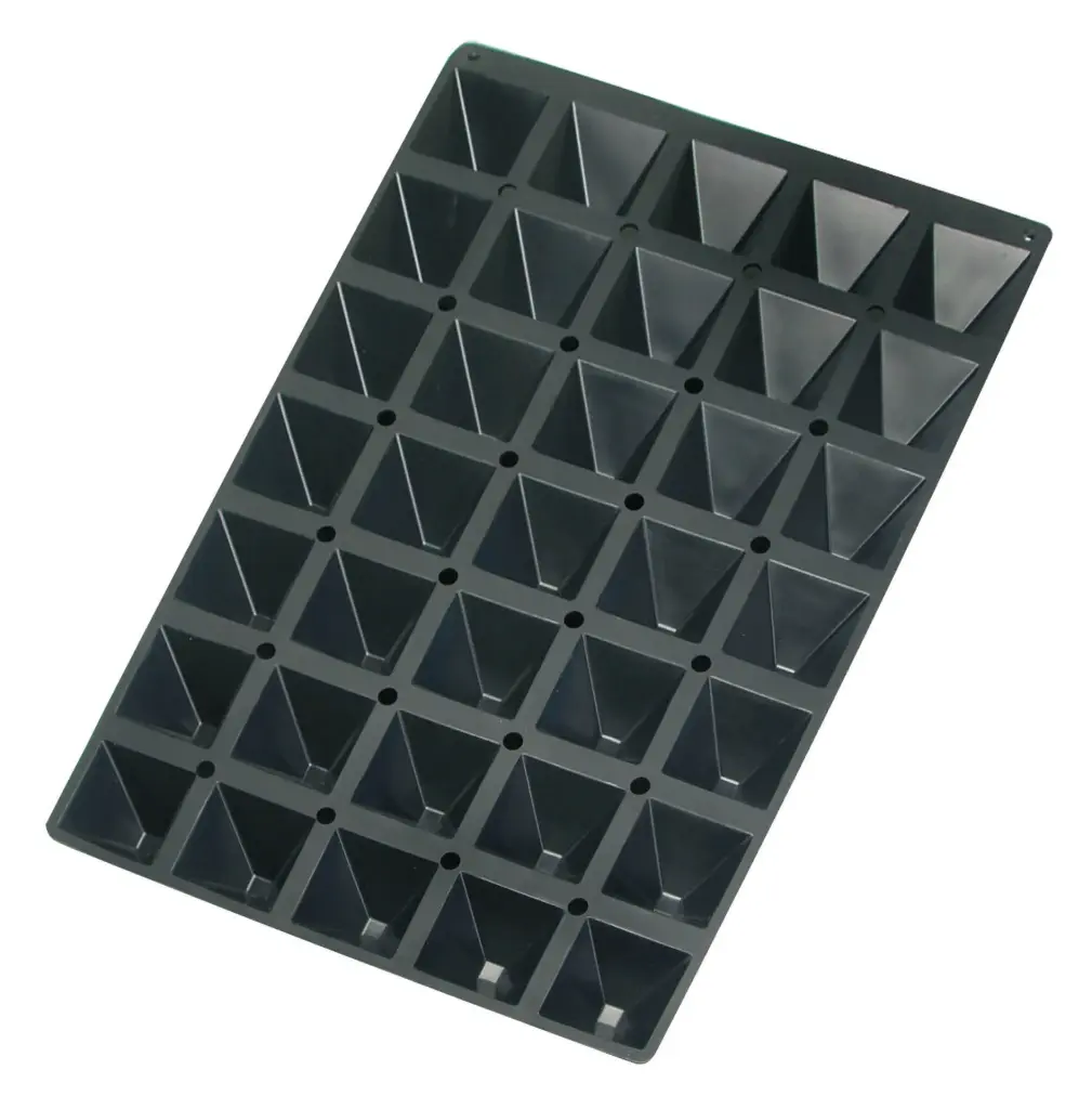 Molde Sil. 60X40 Cm. Piramide 65X65X35Mm