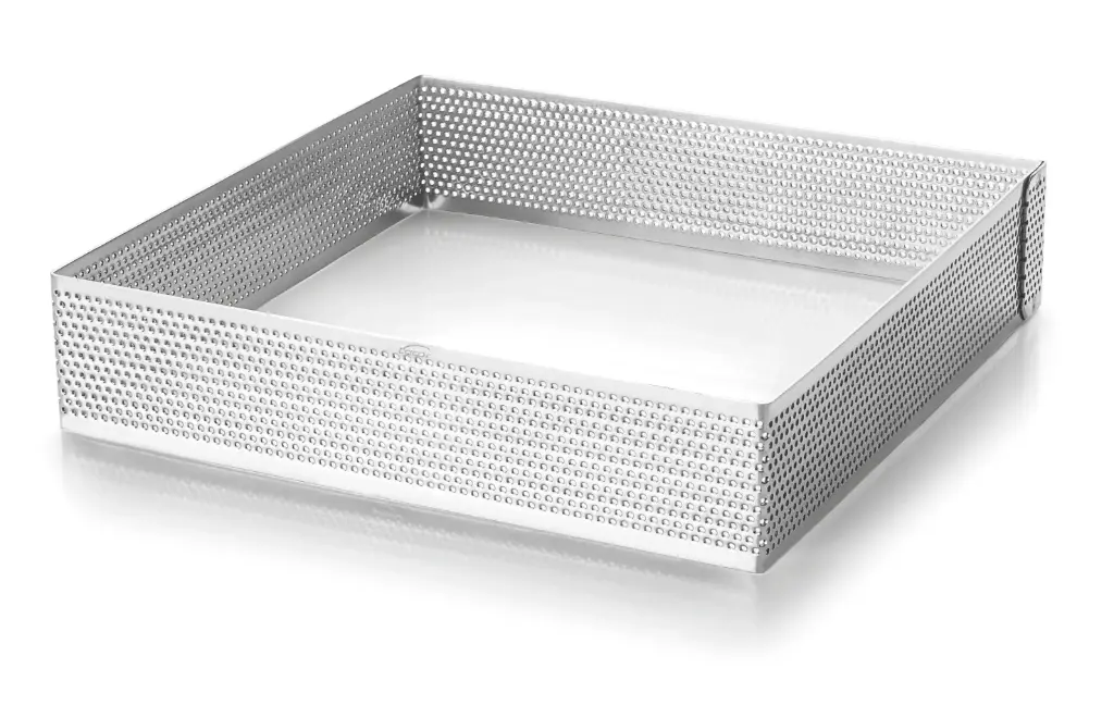 ZZ 26 Aro Cuadrado Perforado Inox. 7X7X3,5 Cm.                         