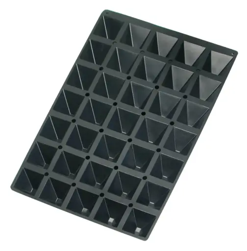 [66768] Molde Sil. 60X40 Cm. Piramide 65X65X35Mm