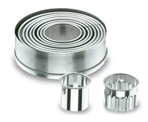 [68069] Cortapastas Redondo Liso Inox. 9 Unid.